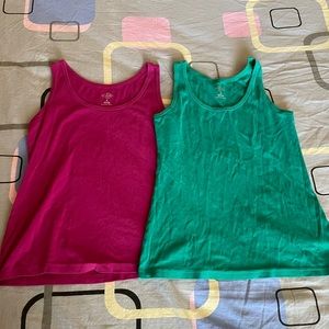 Set of 2 St. John’s Bay tank tops